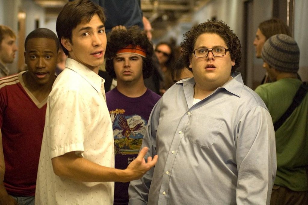 Justin Long e Jonah Hill em Accepted